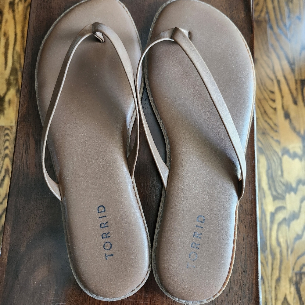Torrid Sunnie FlipFlops